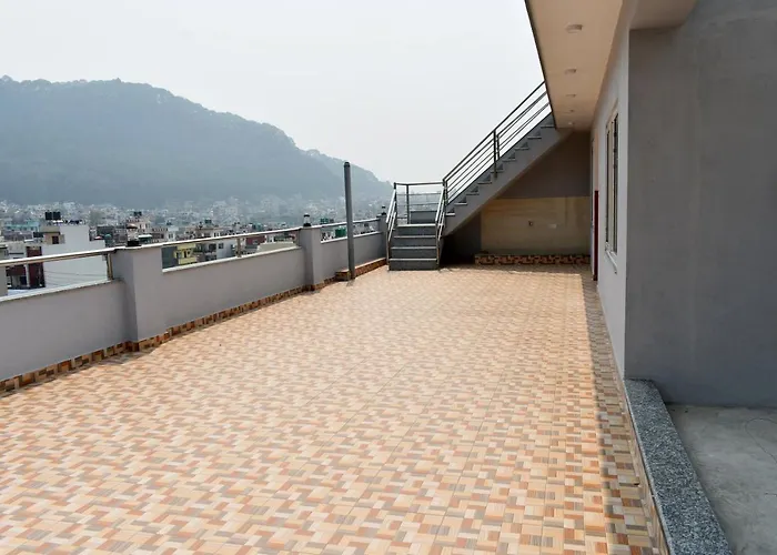 Mount Star * Katmandou